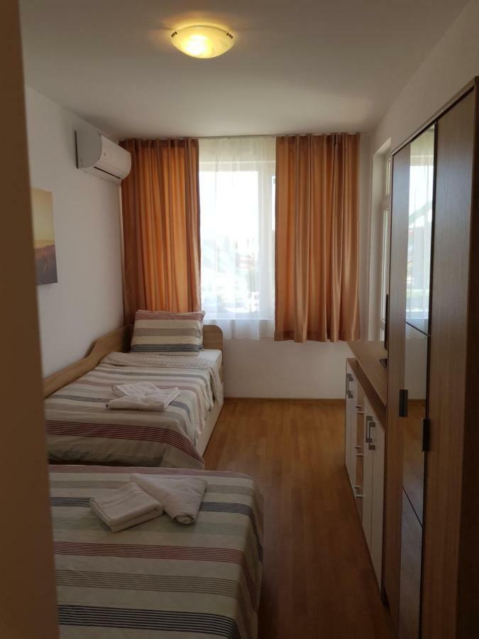 ساني بيتش Aquapark Apartment المظهر الخارجي الصورة